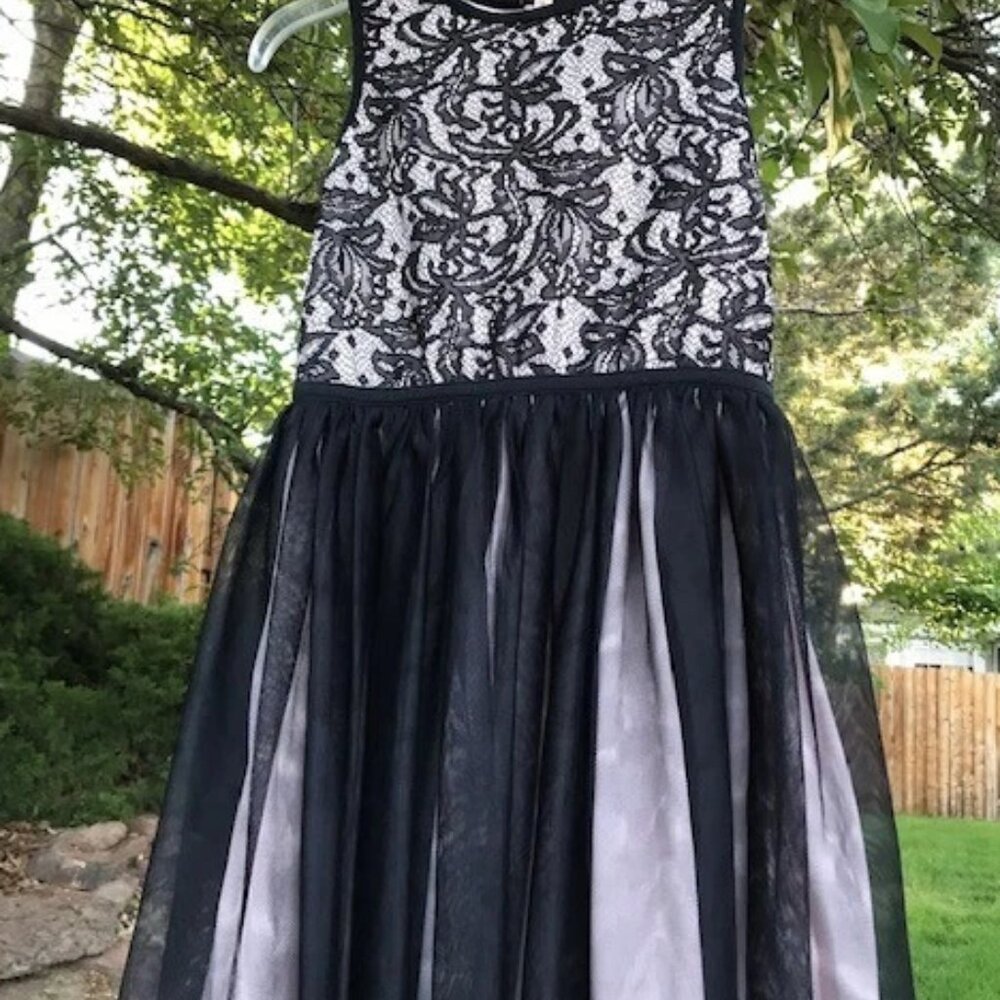 Pippa & Julie blush/black tulle and lace cocktail dress sz 14